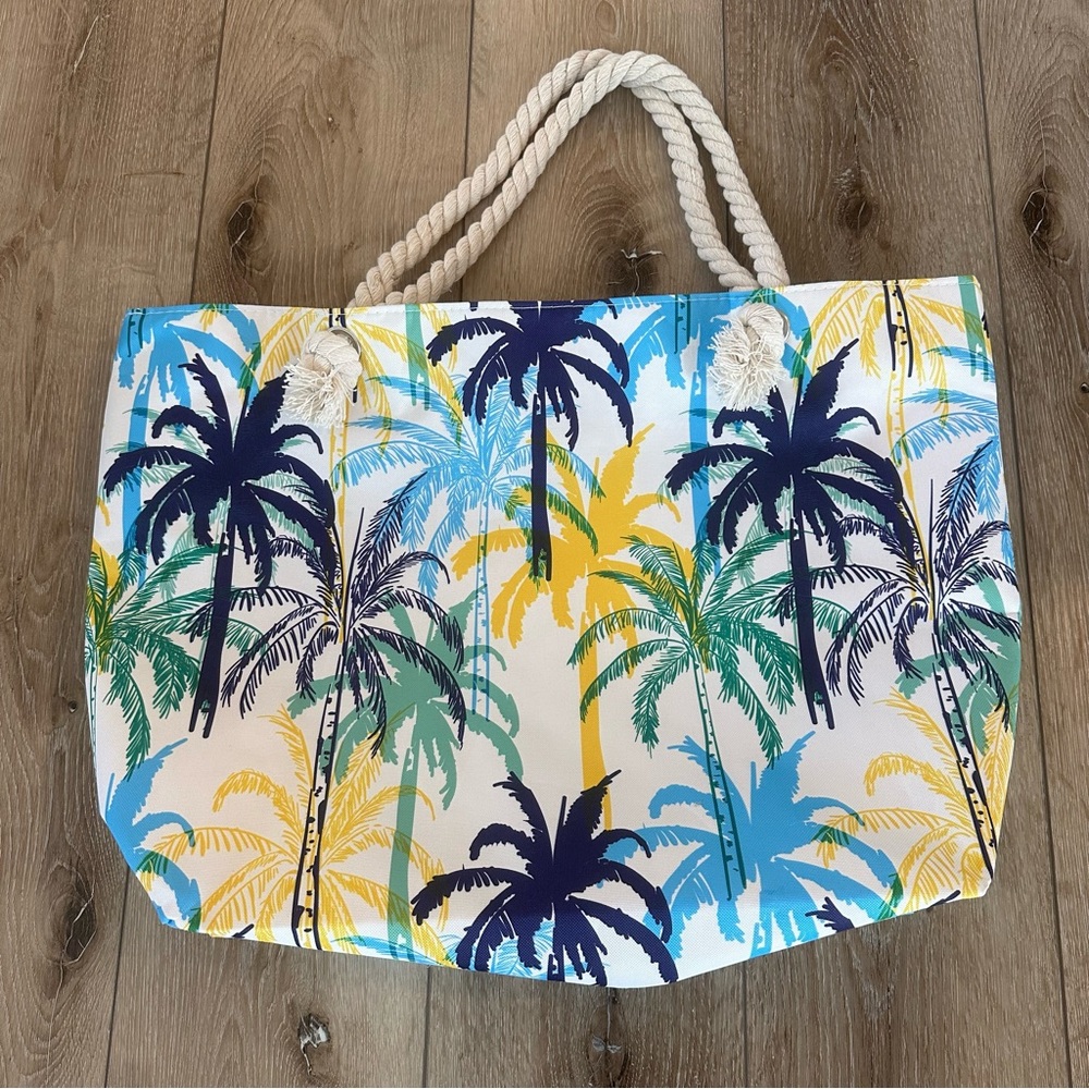 NWOT Tropical Palm Print Large Tote Bag Beach Bag Travel Tote Rope Handles
